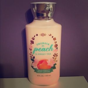 BBW Georgia Peach & Sweet Tea Body Lotion.